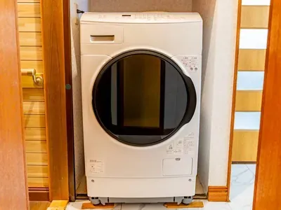 バスルームの洗濯乾燥機